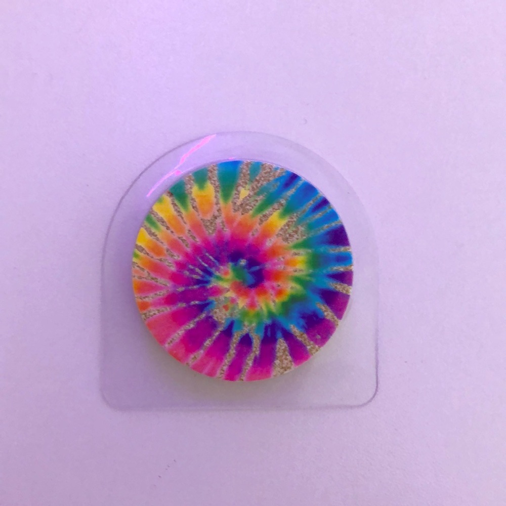 i’m am selling a brand new pop socket